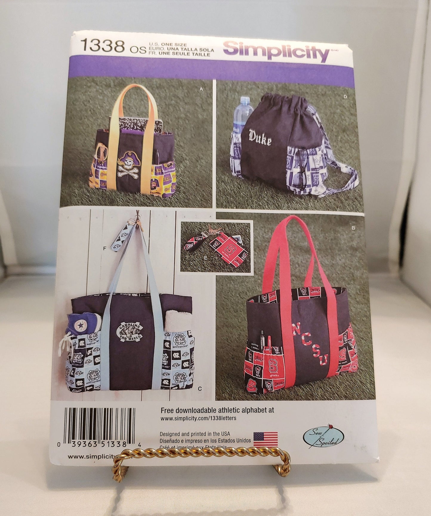 Simplicity pattern, tote bag pattern, totes 3 sizes, number 1338, size 0ne size, uncut condition, free athletic alphabet download
