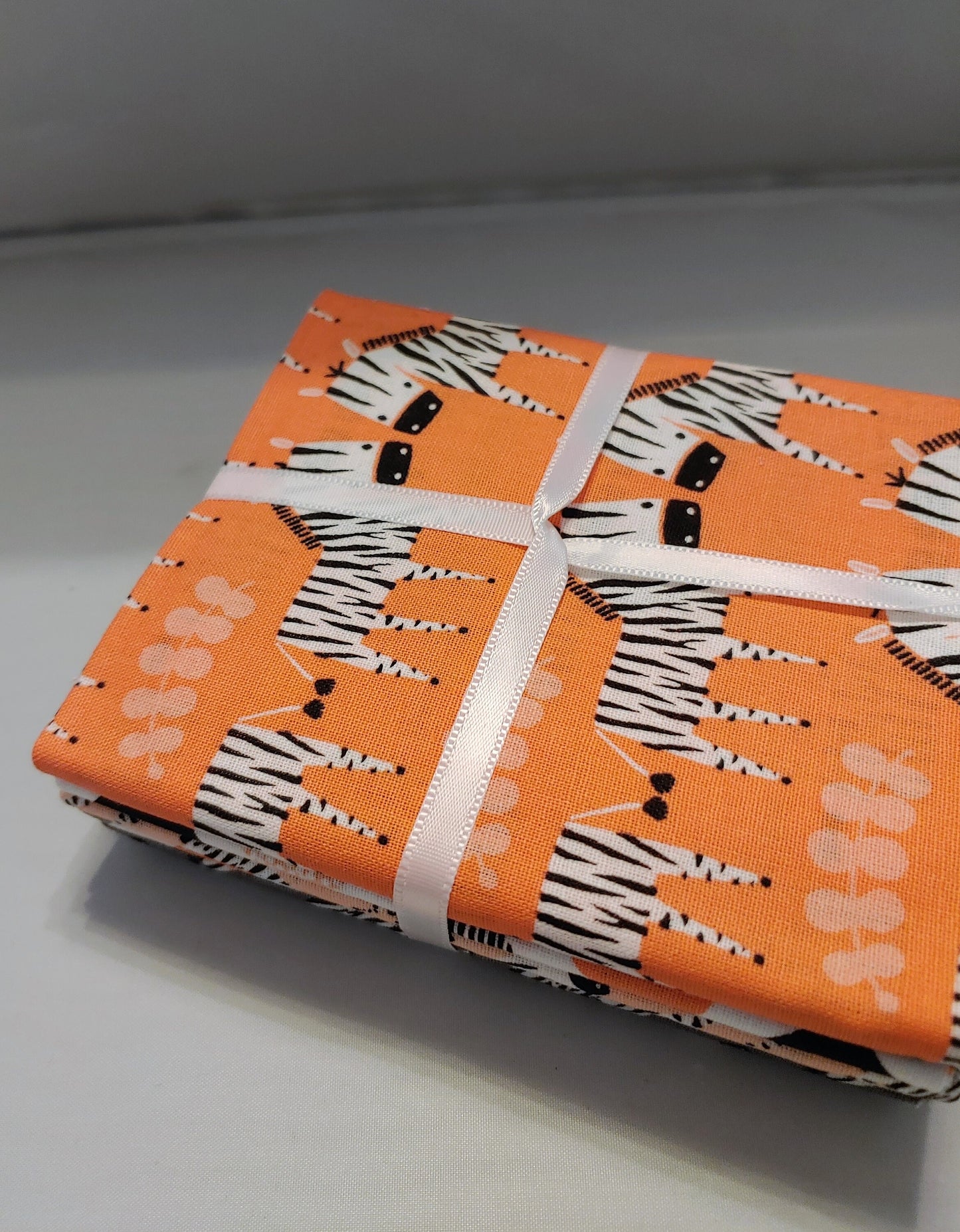 Fat quarters, 5 piece fat quarter set, gift for the sewer, quilting fabric, craft fabric bundles, 100% cotton, shades of Zebra print