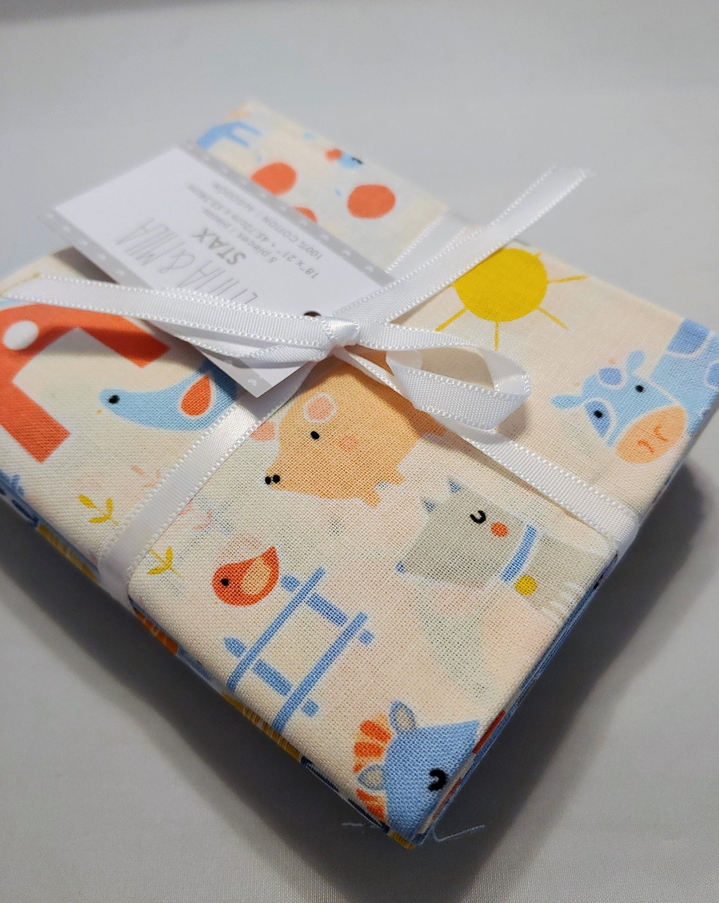 Fat quarters, 5 piece fat quarter set, gift for the sewer, quilting fabric, craft fabric bundles, 100% cotton, shades soft baby prints