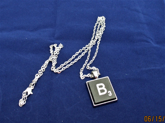 SCRABBLE INITIAL B NECKLACE with chain