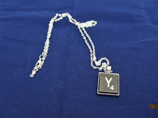 SCRABBLE INITIAL Y NECKLACE with chain