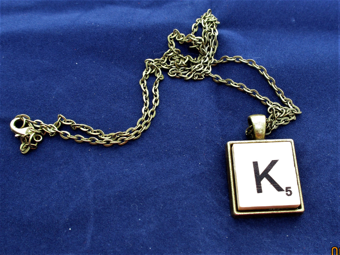 SCRABBLE INITIAL K NECKLACE with chain