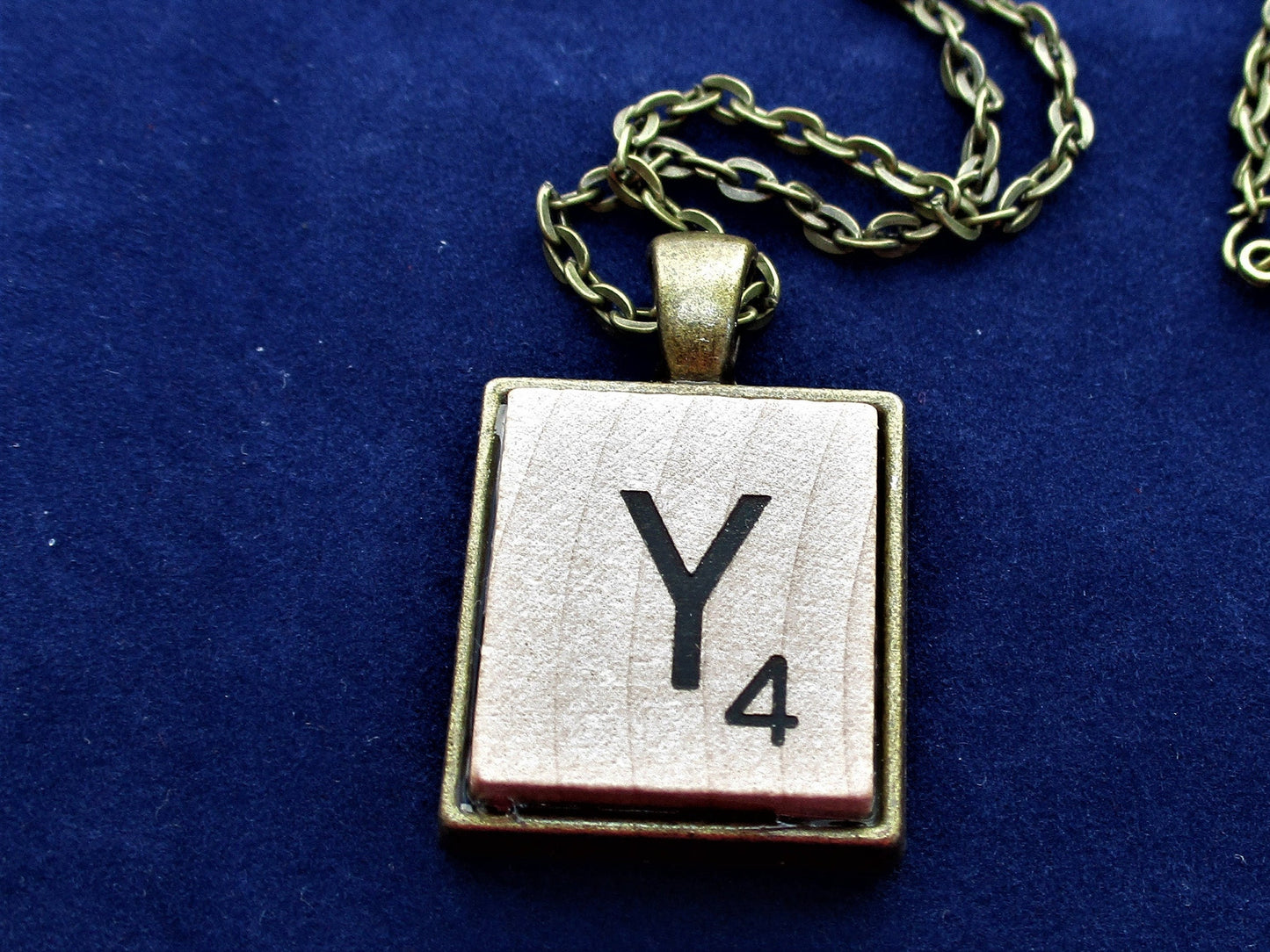 SCRABBLE INITIAL Y NECKLACE with chain