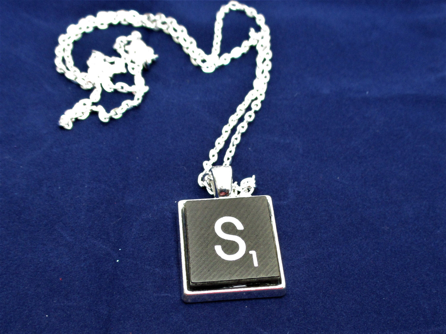 SCRABBLE INITIAL S NECKLACE with chain