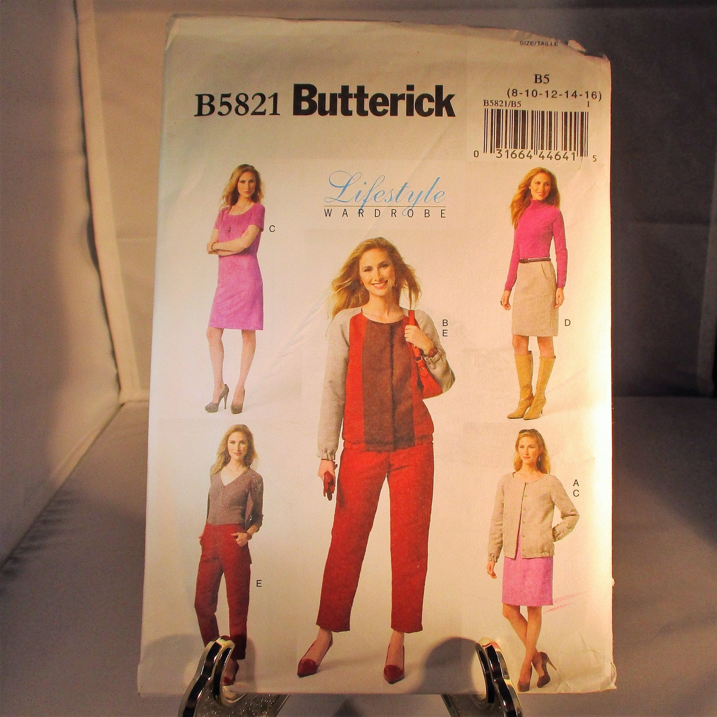 BUTTERICK LIFESTYLE WARDROBE pattern new uncut, sizes 8-16