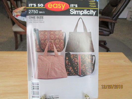 SMPLICITY EASY PURSE pattern is  new condition uncut  from 1963