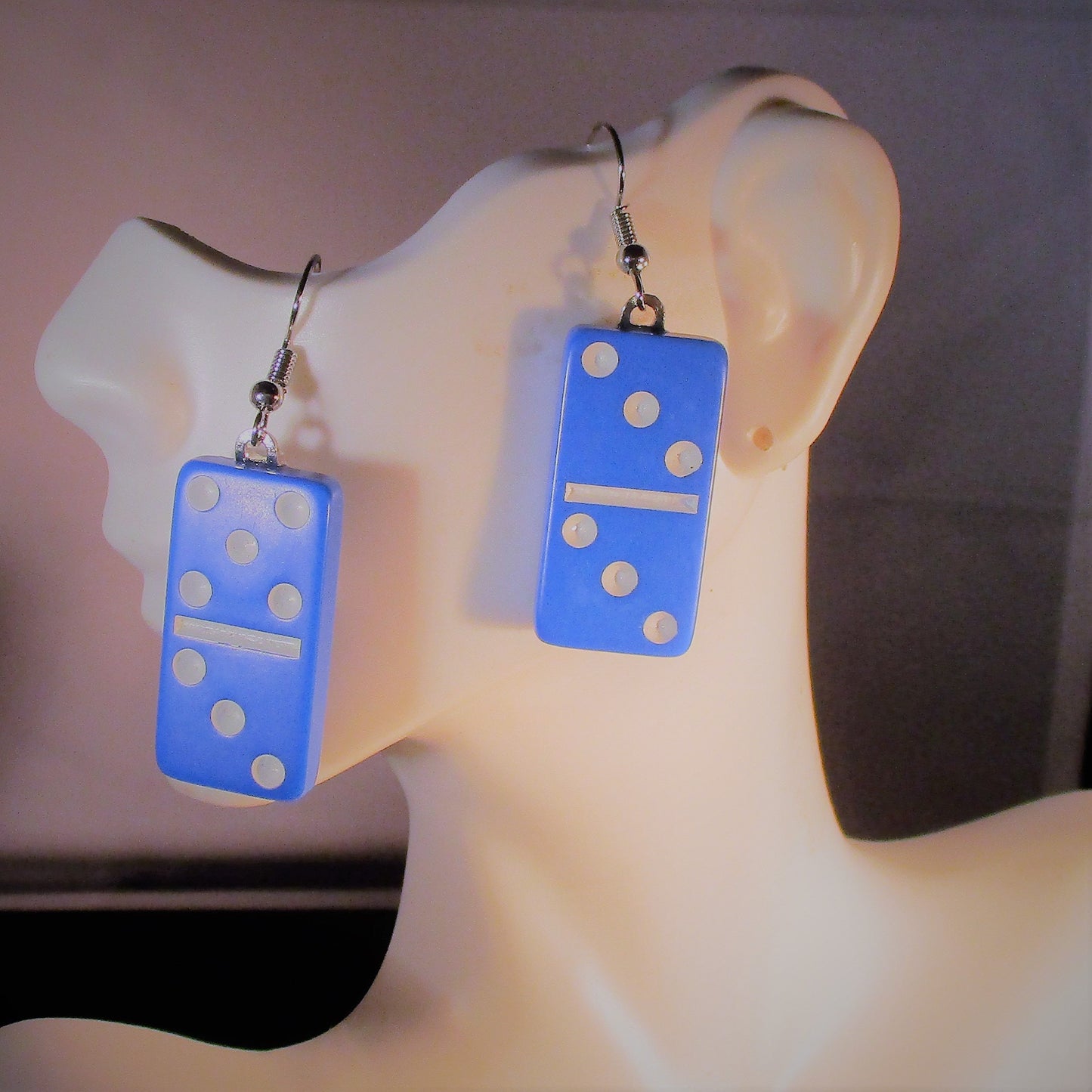 MINATURE DOMINO EARRINGS blue color