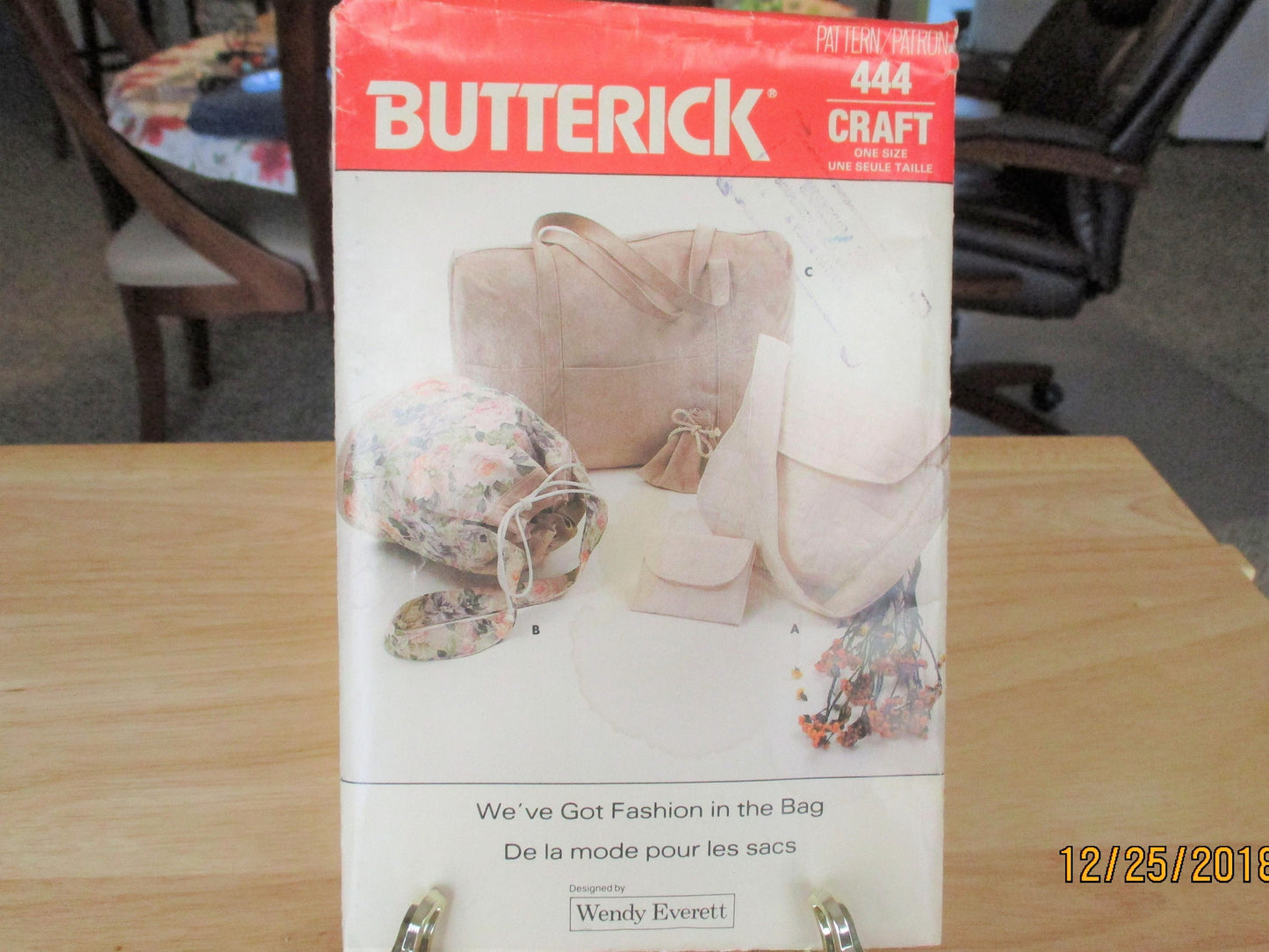 BUTTERICK PURSE CRAFT pattern new uncut designed by Wendy Everett