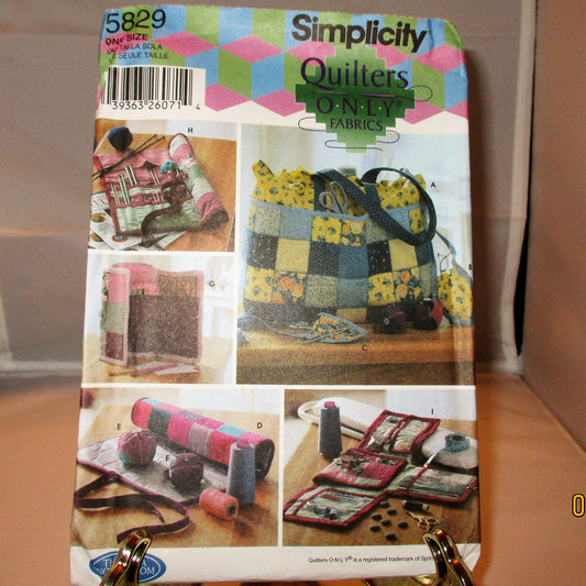 SMPLICITY QUILTERS ACESSORIES  pattern  is  new condition uncut Theresa Nordstrom