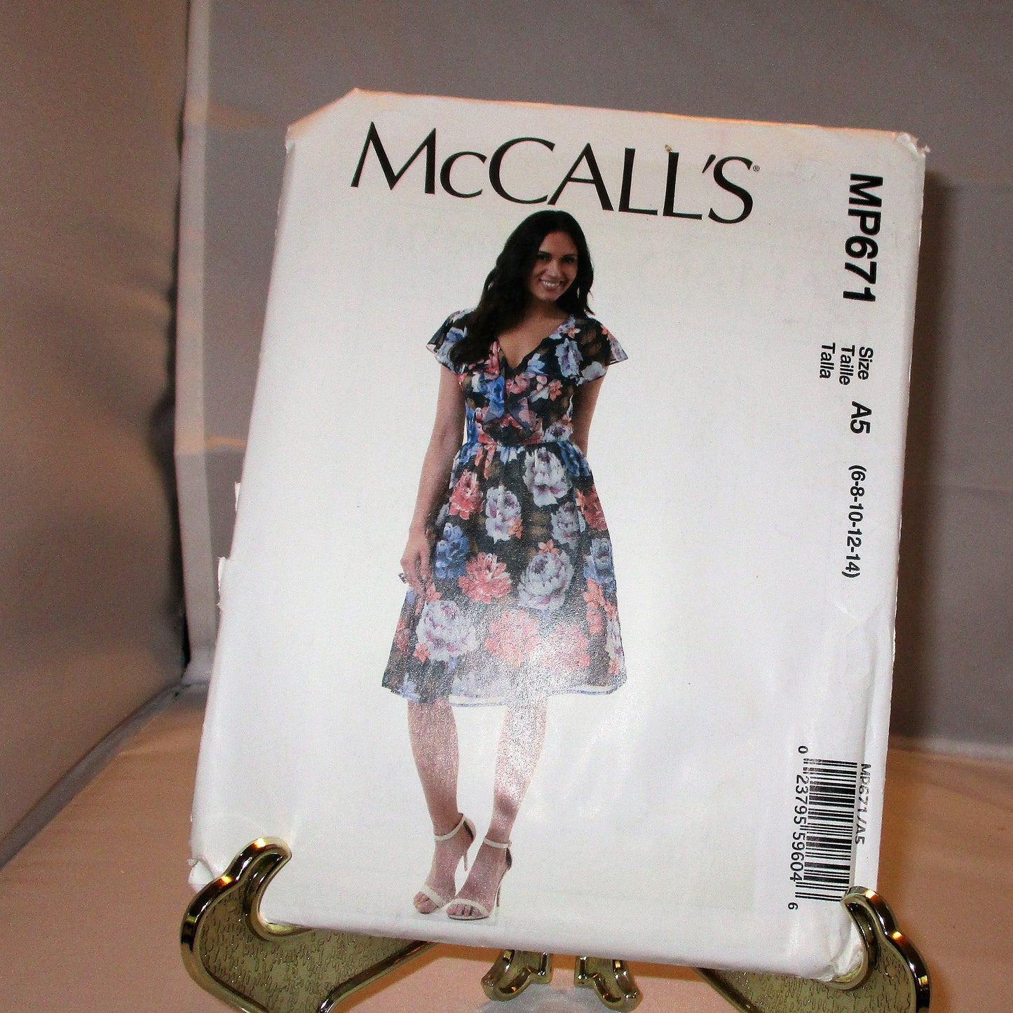 McCALLS MISSES DRESS pattern sizes 6-8-10-12-14