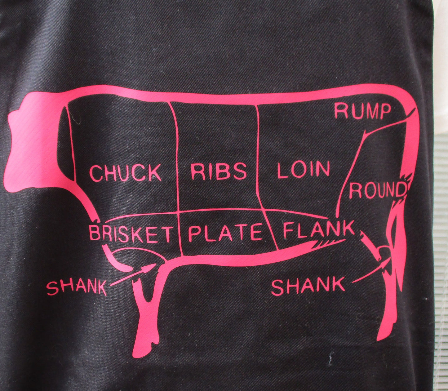 BBQ GRILLING APRON steer pink  yes! real men wear pink.  with removable hot pad and hand towel