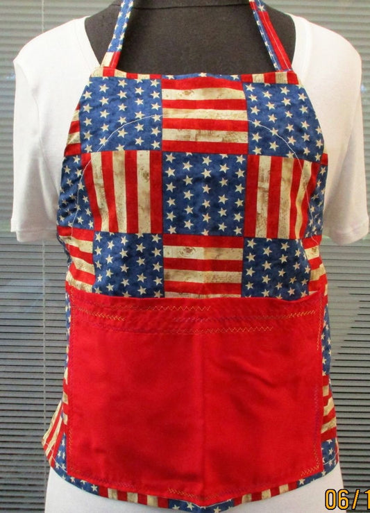 GROW WITH ME apron short 17 inch flags 4th of July