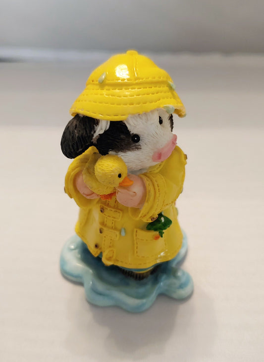Enesco figurine, merry moo, I'm so lucky you're my ducky, April merry moo. vintage figurine, decorative collectibles, figurine, sculptures