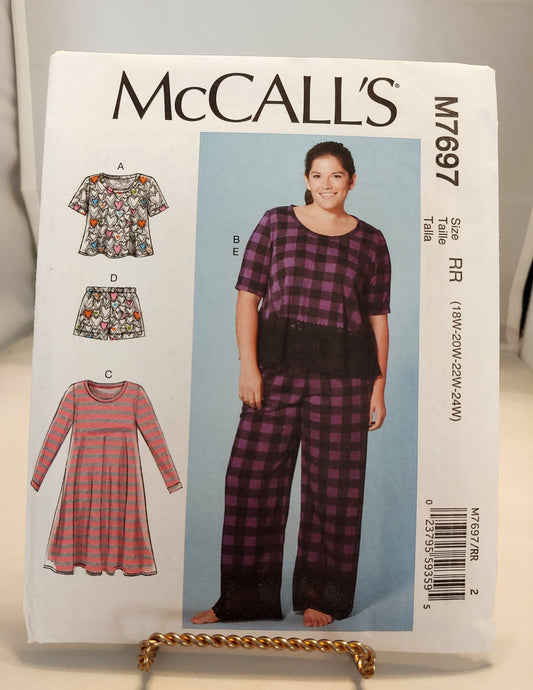 McCalls pattern, womans tops, womans dress, womans pants shorts, womans wardrobe, womans fitted tops, 7697  size 18W-24W